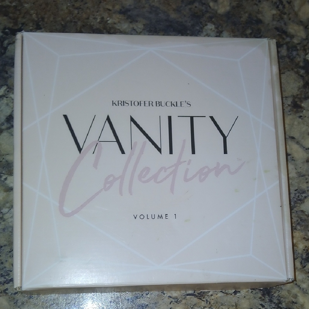 Kristofer Buckle Vanity Collection  Volume One Makeup Kit New - Picture 3 of 9